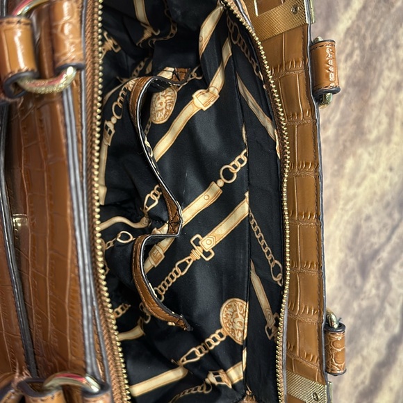 Anne Kline Leather Purse - Picture 6 of 16